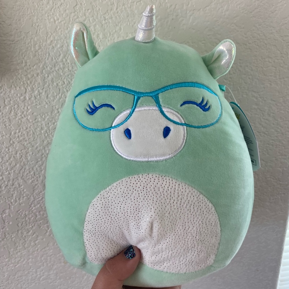 8” Nyla the Unicorn Squishmallow